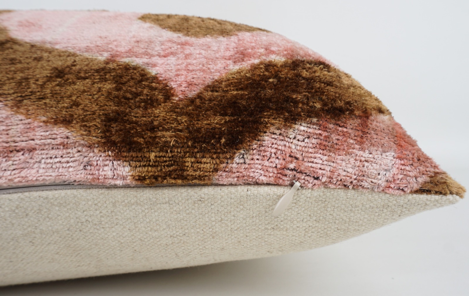 KISSENHÜLLE HANDMADE SILK/ VELVET ROSE-HELLBRAUN