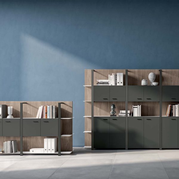 Armadi-e-cassettiere-BOISERIE-per-Ufficio-Direzione-Ufficio-Operativo-Aree-comuni-Area-dattesa-Collettivita-Aereoporti-e-stazioni-Negozi-2 2