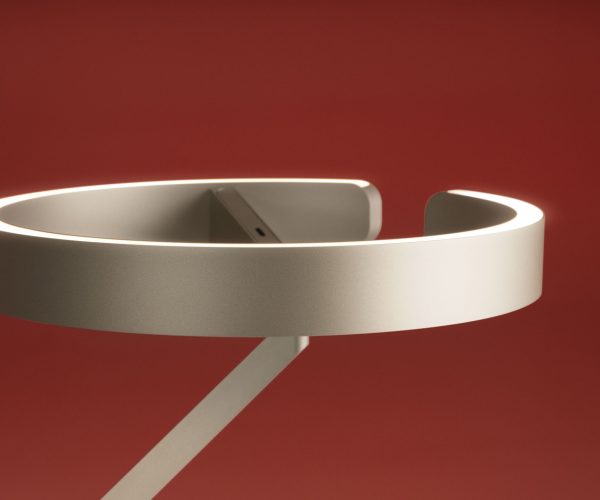 Occhio_argento_Product_Close_16x9